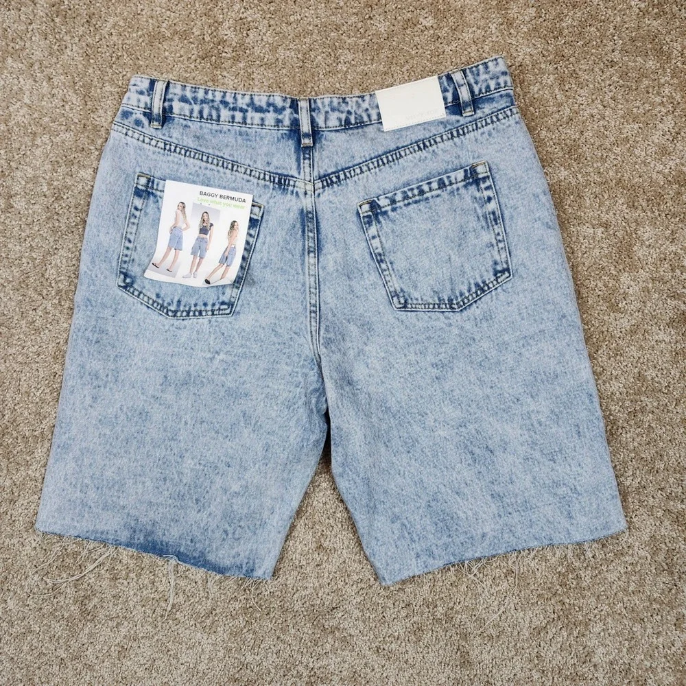 Witty Fox Baggy Bermuda Denim Shorts Acid Wash Y2K Skater NWT 13/31